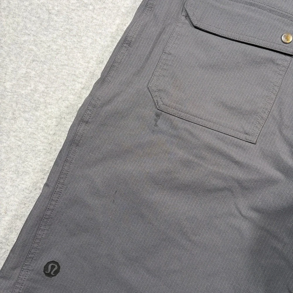 Lululemon Cadence Commute Shorts Men 38 Gray Pinstripe Cargo Athletic 12